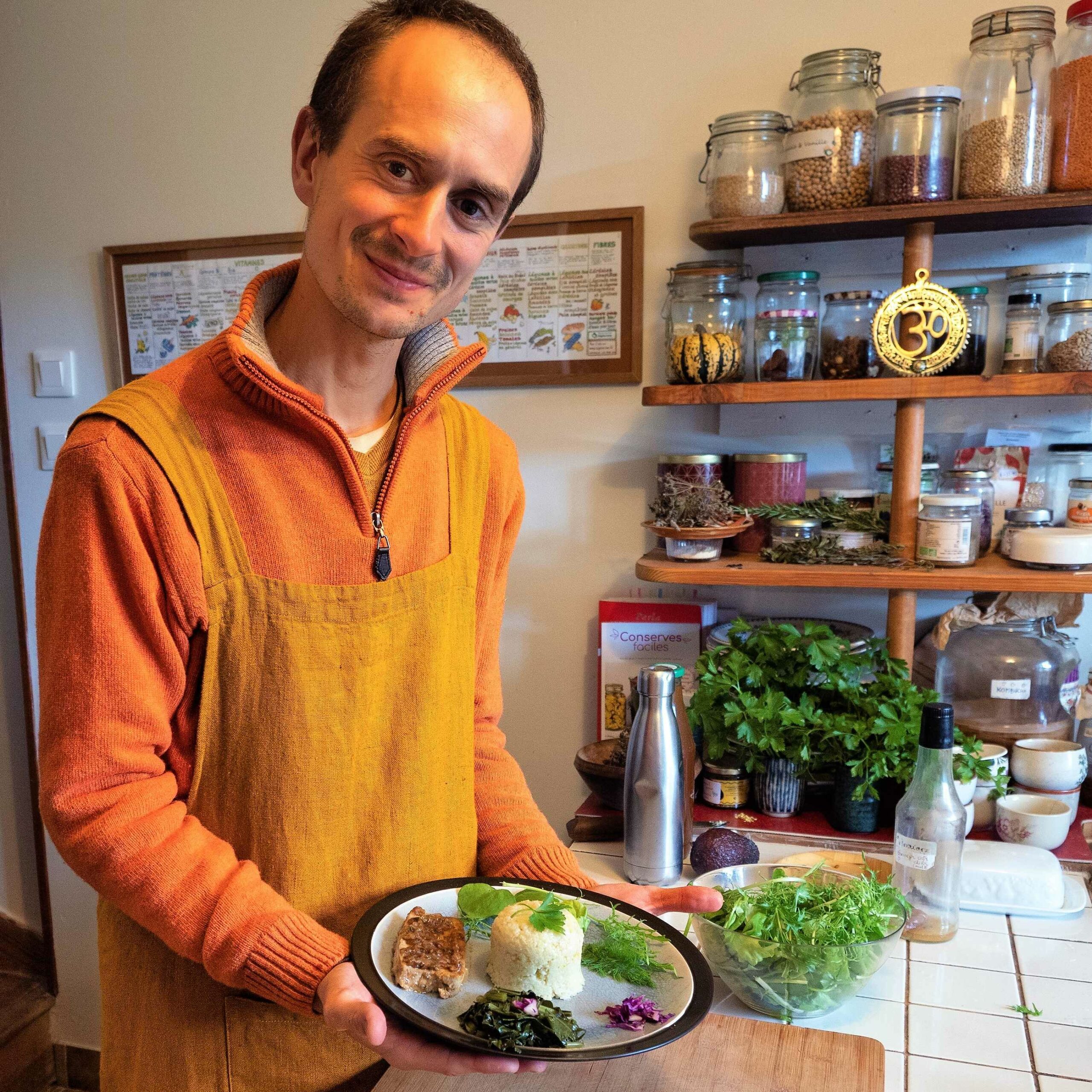 Tim Lipouz dans sa cuisine